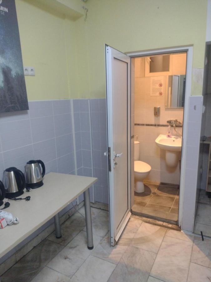 Лидер Хаус Хостел Varna Exterior photo