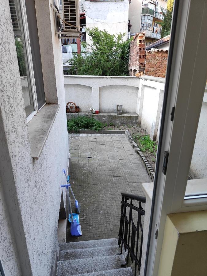 Лидер Хаус Хостел Varna Exterior photo